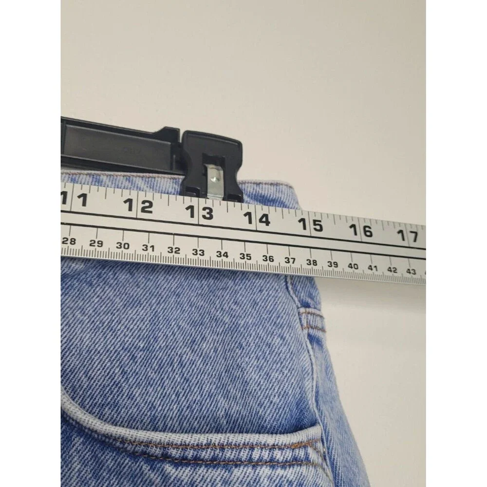 Zara denim raw hem cut off high rise shorts size 10